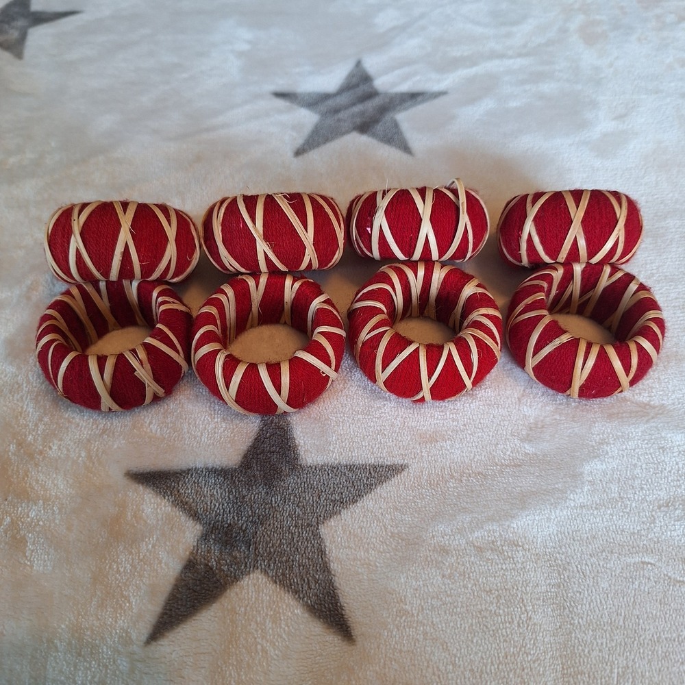 Vintage Set of 8 Napkin Rings Red With Wicker Wrap Around 2 inches Boho